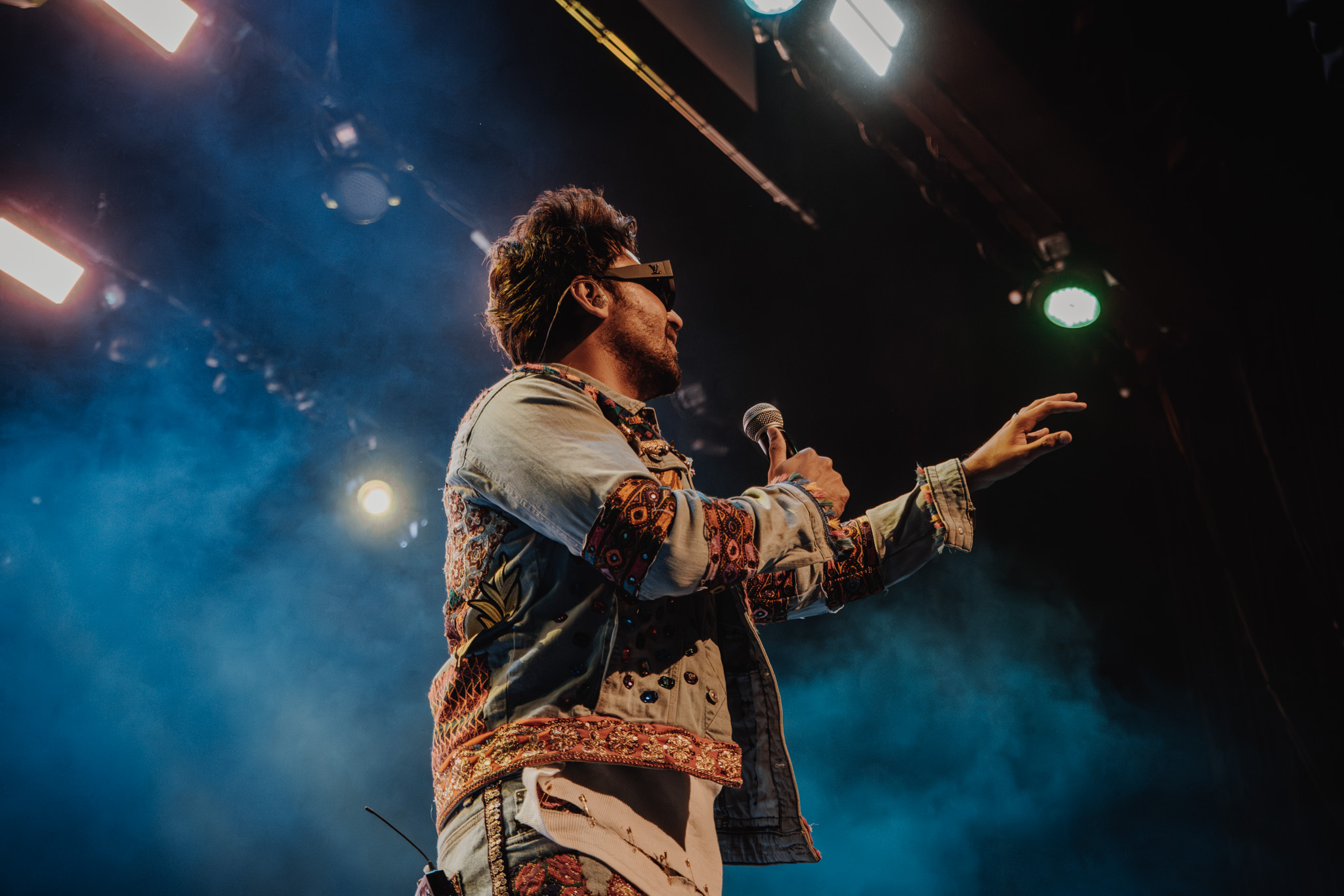 Farhan Saeed · Live